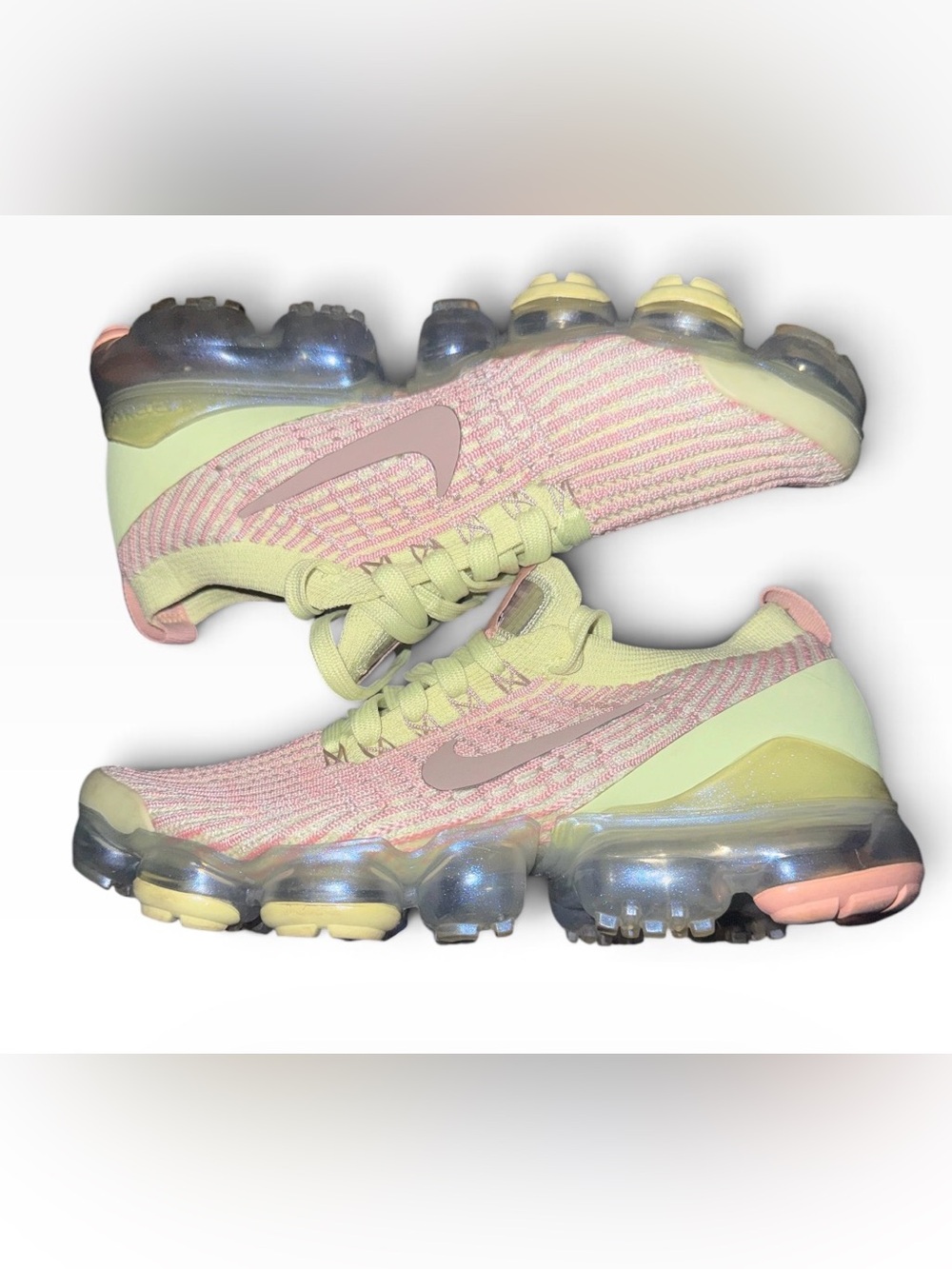 Nike Wmns Air VaporMax Flyknit 3 'Barely Volt Pink'